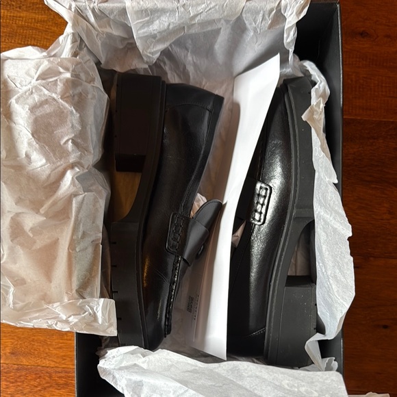 Coach Leah Black Loafers - Picture 4 of 5